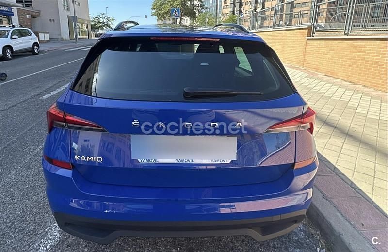 Usado Skoda Kamiq Selection 150 CV (110 kW) 2023 Azul SUV