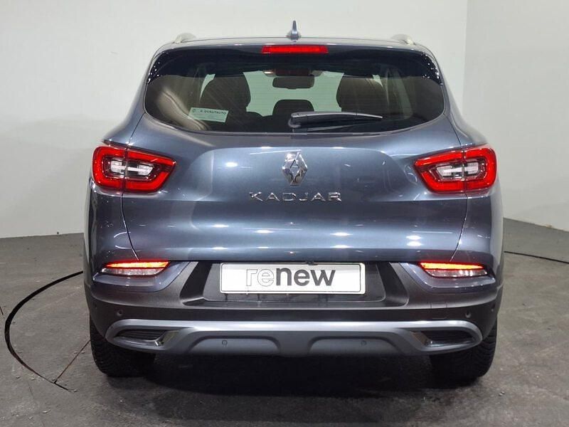Usado Renault Kadjar Zen 160 CV (117 kW) 2022 Gris SUV