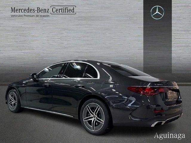Nieuw Mercedes E300 313 PK (230 kW) 2025 Grijs