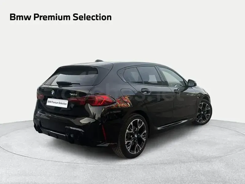 Usado BMW 120 163 CV (119 kW) 2025 Negro Utilitario