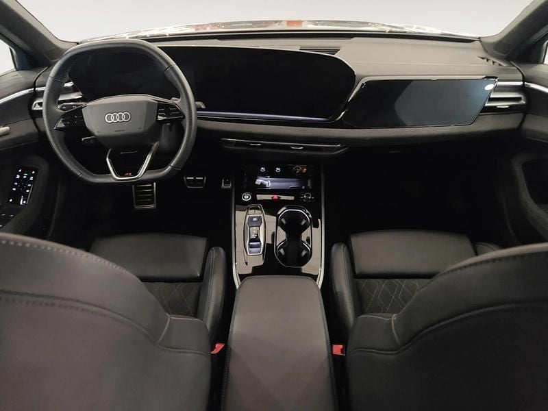 Usado Audi A5 Advanced 150 CV (110 kW) 2025 Gris/plata