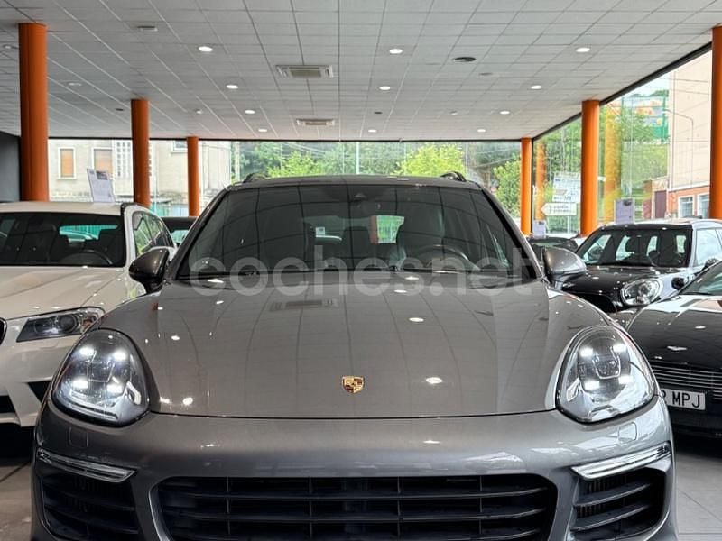 Usado Porsche Cayenne S 385 CV (283 kW) 2015 Gris / plata SUV