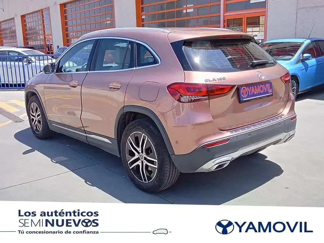 Usado Mercedes GLA180 136 CV (100 kW) 2022 SUV