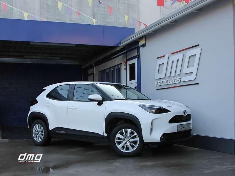 Blanco Usado 2023 Toyota Yaris Cross Active SUV | 20.490 € (Super precio) - Imagen 1/4
