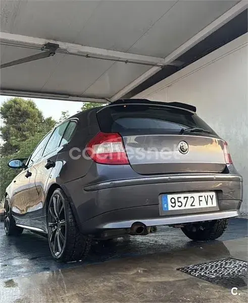 Usado BMW 120 163 CV (119 kW) 2006 Gris / plata Utilitario