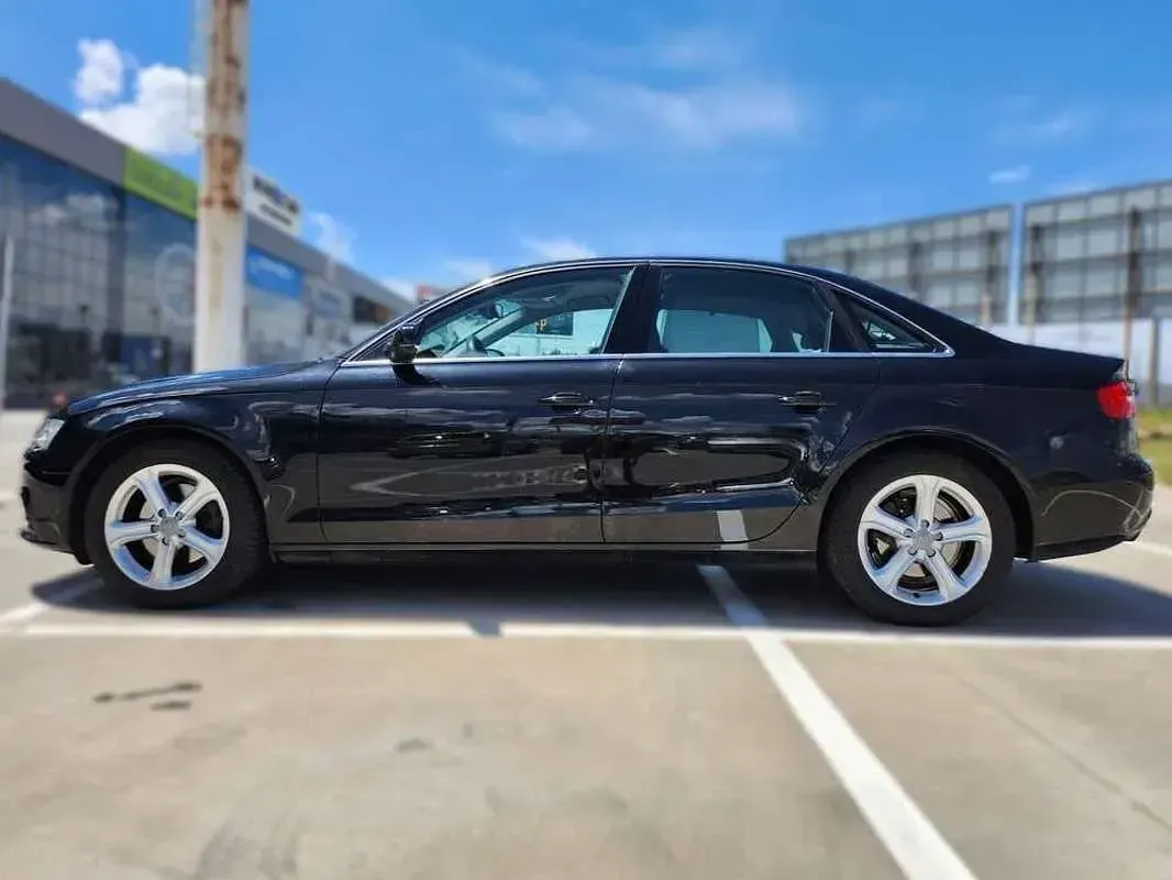 Usado Audi A4 Advanced 150 CV (110 kW) 2014 Negro Berlina