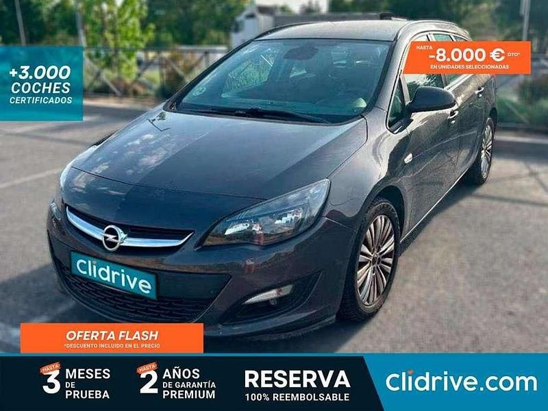 Usado Opel Astra Selective 110 CV (80 kW) 2014 Gris Berlina