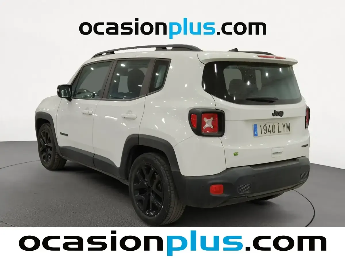 Usado Jeep Renegade Night Eagle 130 CV (95 kW) 2022 Blanco SUV