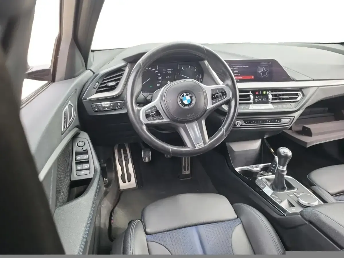Usado BMW 116 116 CV (85 kW) 2022 Blanco Utilitario