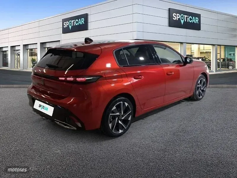 Usado Peugeot 308 Allure 130 CV (95 kW) 2024 Rojo Berlina