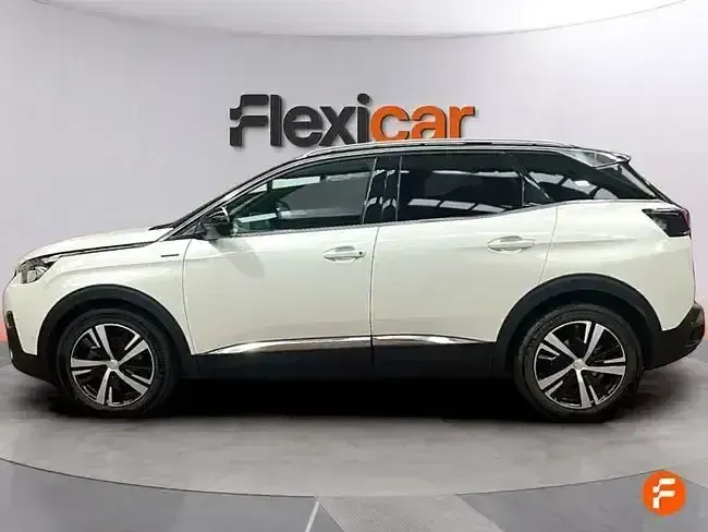 Usado Peugeot 3008 GT-line 130 CV (95 kW) 2019 Blanco SUV