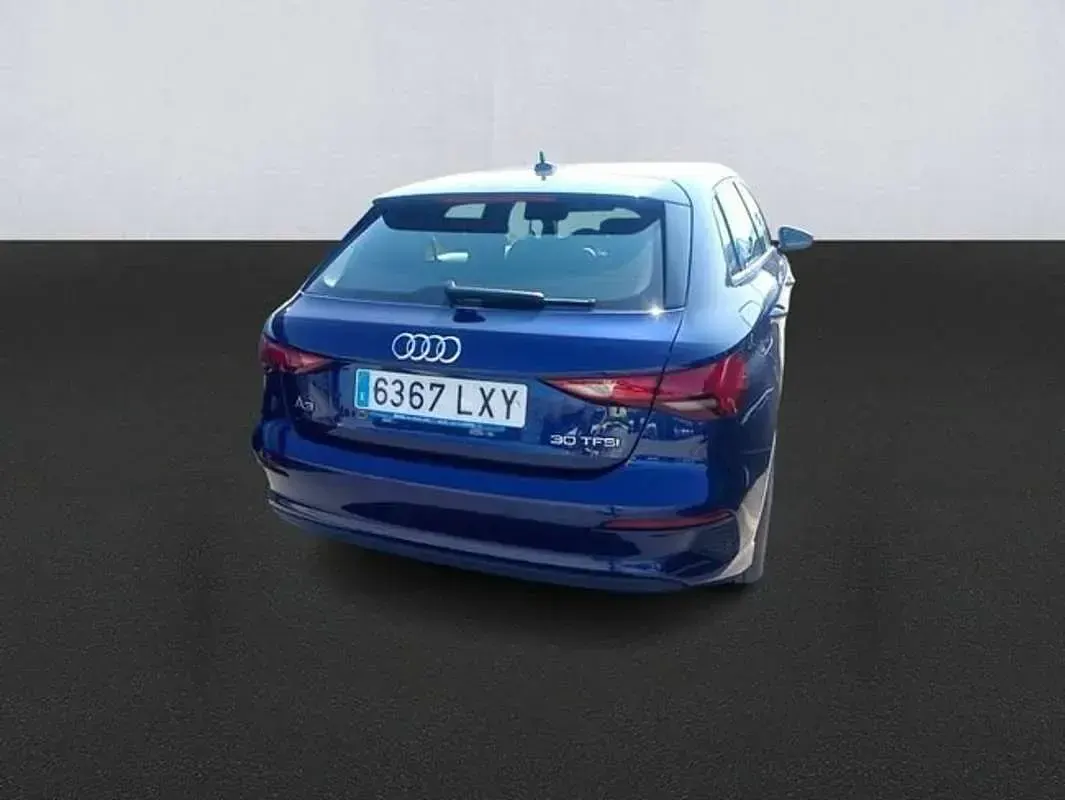 Usado Audi A3 Sportback 110 CV (80 kW) 2022 Azul Utilitario