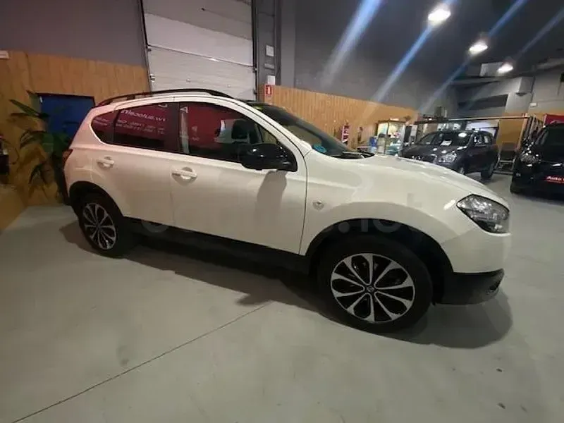 Usado Nissan Qashqai 360º 117 CV (86 kW) 2013 Blanco SUV