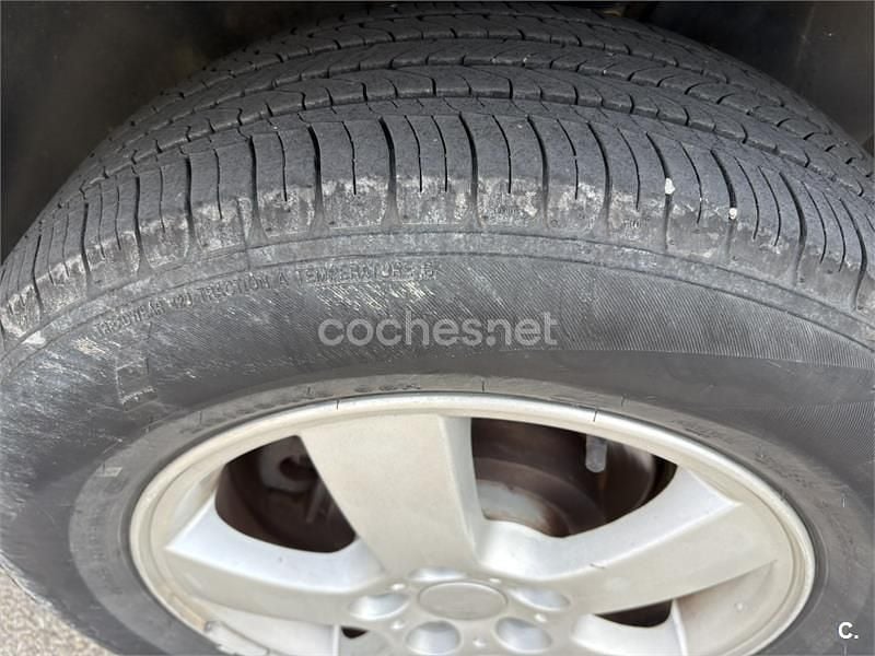 Usado Hyundai Tucson Comfort 140 CV (102 kW) 2007 Negro SUV