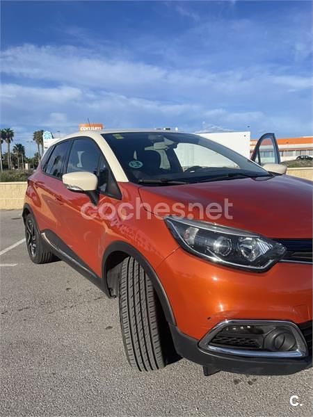 Naranja Usado 2014 Renault Captur Zen SUV | 8490 € (Buen precio) - Imagen 1/4