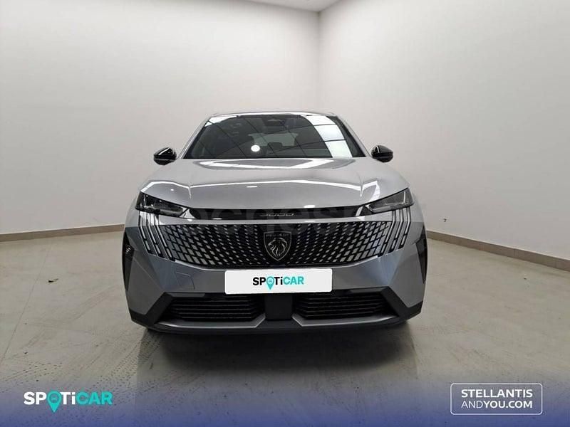 Usado Peugeot 3008 Allure 145 CV (106 kW) 2025 Gris / plata SUV