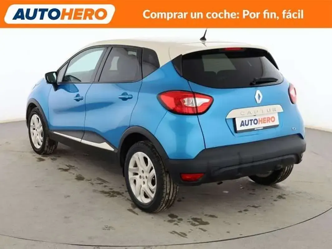 Usado Renault Captur Zen 120 CV (88 kW) 2015 Azul SUV