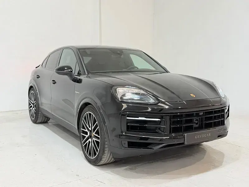 Usado Porsche Cayenne 519 CV (381 kW) 2024 Negro SUV