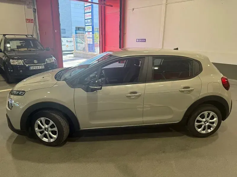 Usado Citroën C3 Feel 102 CV (75 kW) 2021 Gris / plata Utilitario