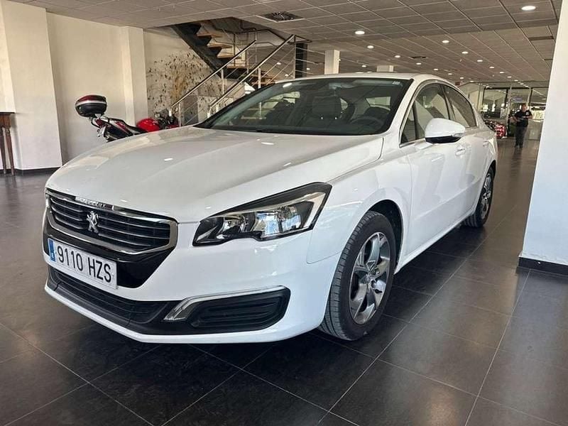 Usado Peugeot 508 Active 156 CV (114 kW) 2014 Blanco Berlina