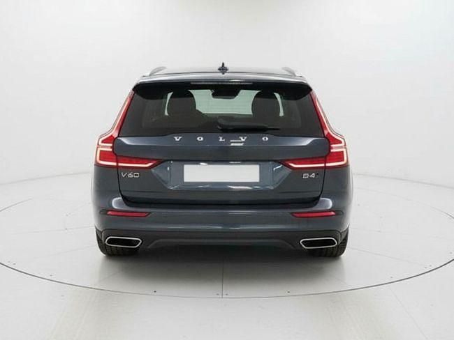Usado Volvo V60 CC 197 CV (144 kW) 2021 Gris / plata Familiar
