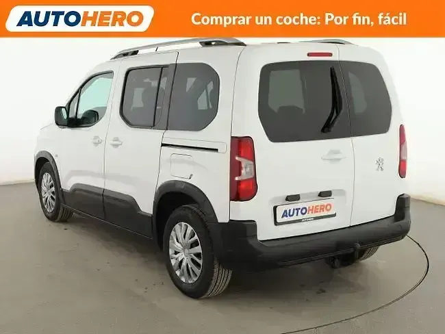 Usado Peugeot Rifter Active 110 CV (80 kW) 2019 Blanco Monovolumen