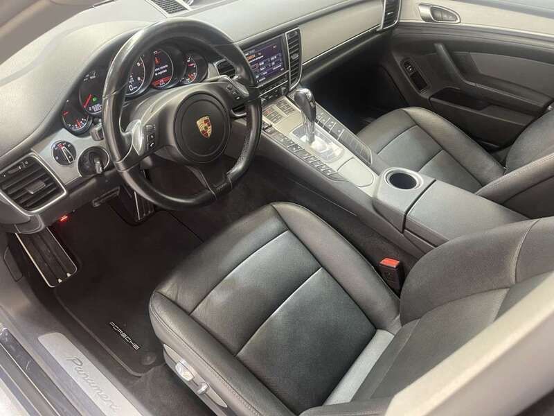 Usado Porsche Panamera 300 CV (220 kW) 2014 Carbon grau Berlina