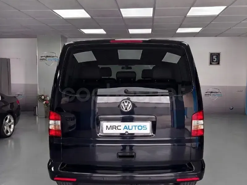 Usado VW Multivan Highline 180 CV (132 kW) 2013 Negro Monovolumen