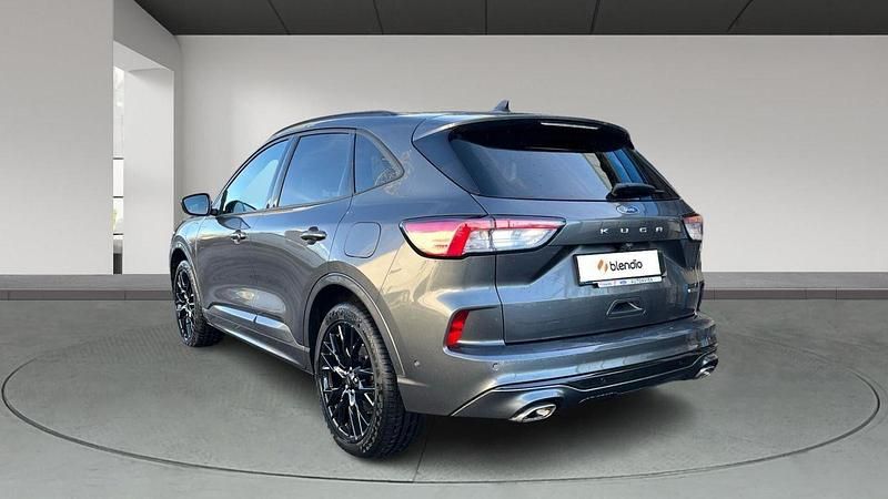 Usado Ford Kuga ST-Line 225 CV (165 kW) 2023 Gris SUV