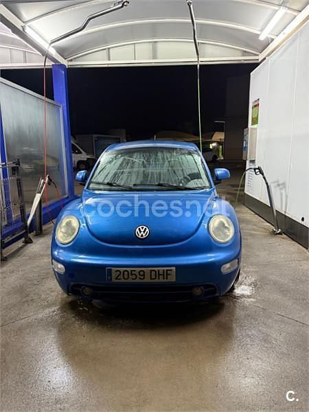 Usado VW New Beetle 90 CV (66 kW) 1999 Azul Utilitario