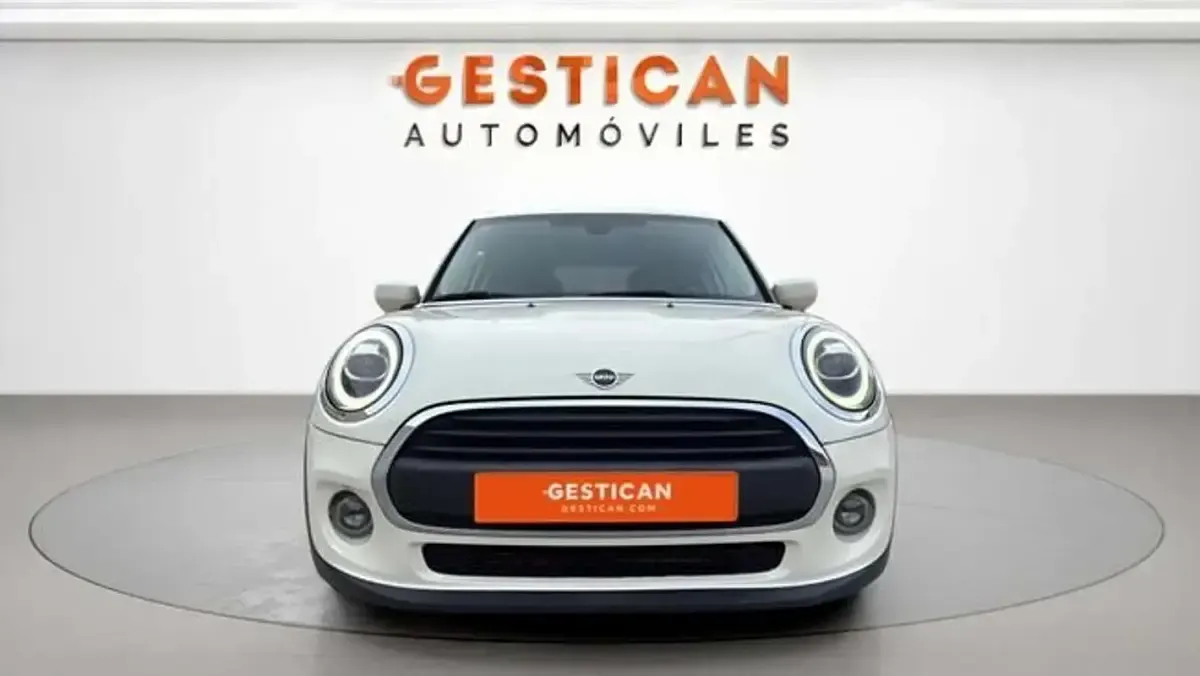 Usado Mini ONE 102 CV (75 kW) 2020 Blanco Utilitario
