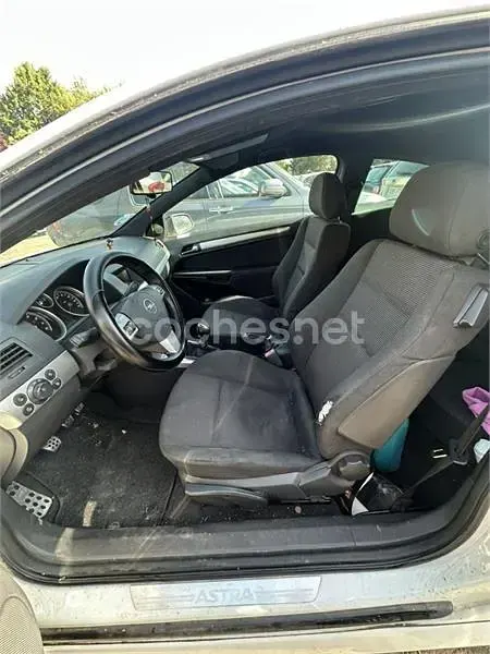 Usado Opel Astra Enjoy 115 CV (84 kW) 2008 Blanco Berlina