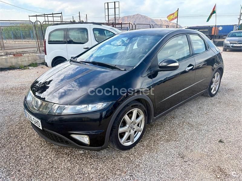 Negro Usado 2009 Honda Civic Sport Berlina | 3790 € (Buen precio) - Imagen 1/4