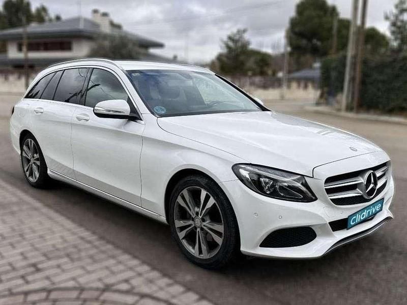 Usado Mercedes C220 Avantgarde 170 CV (125 kW) 2015 Blanco Familiar