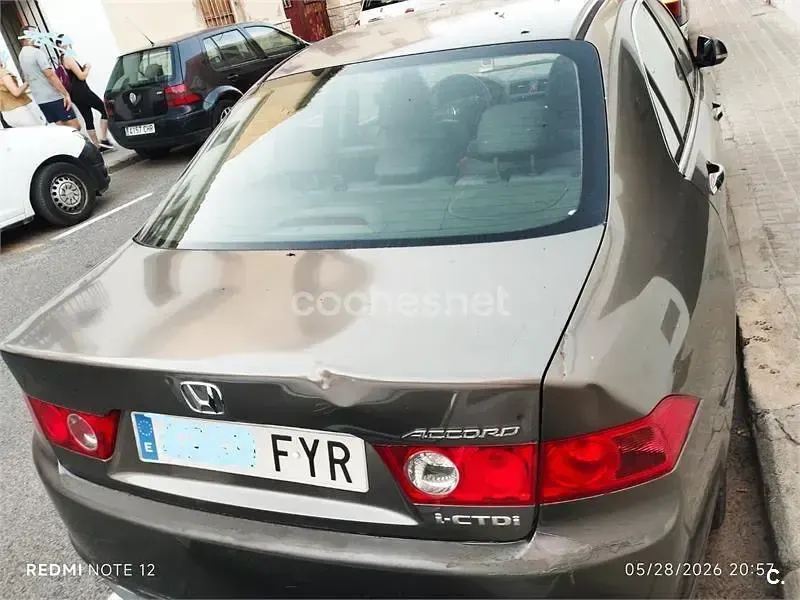Usado Honda Accord Sport 140 CV (102 kW) 2007 Gris / plata Berlina