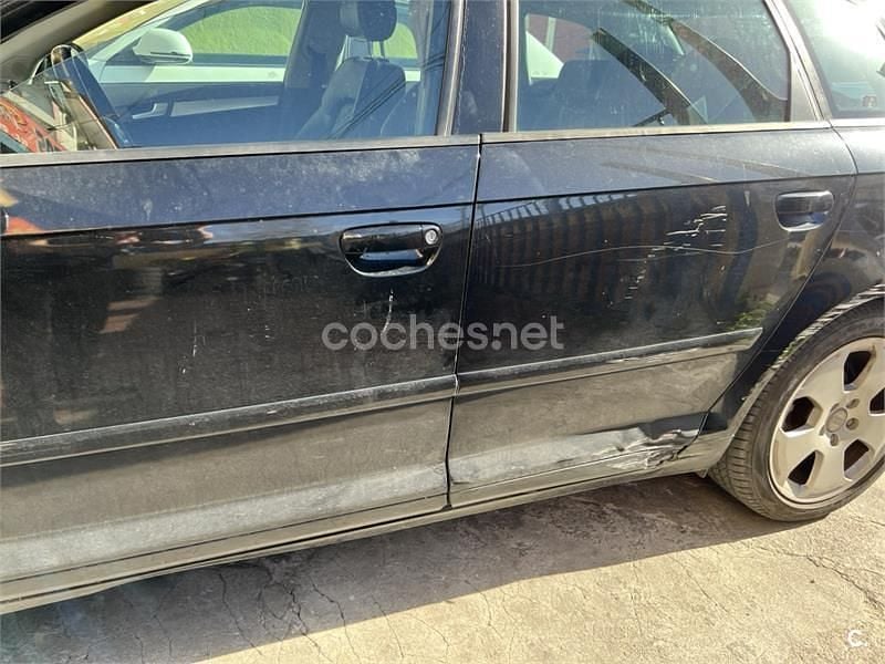 Usado Audi A3 Attraction 150 CV (110 kW) 2005 Negro Utilitario