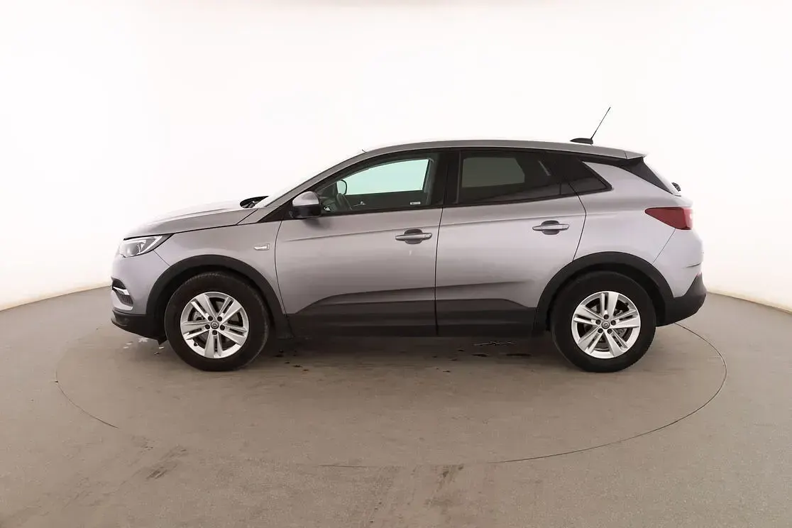 Usado Opel Grandland X Selective 120 CV (88 kW) 2018 Gris SUV