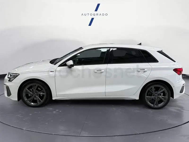 Usado Audi A3 S-Line 150 CV (110 kW) 2022 Blanco Berlina