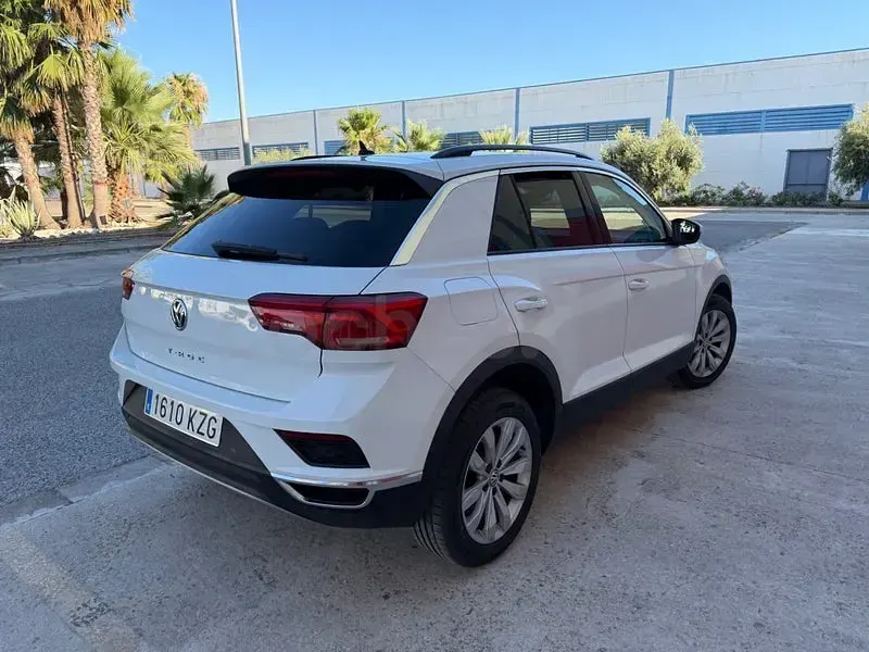 Usado VW T-Roc Advance 115 CV (84 kW) 2019 Blanco SUV