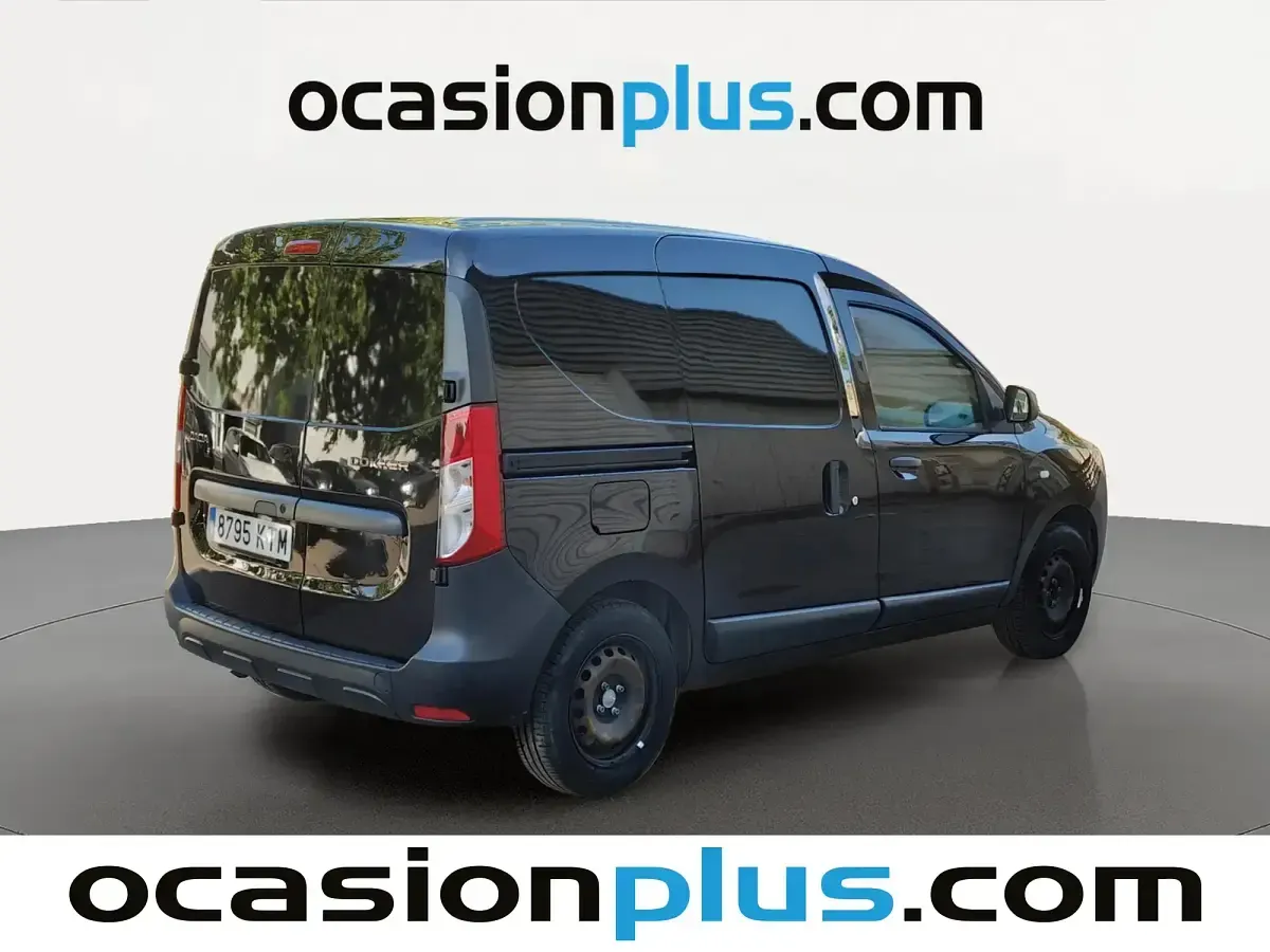 Usado Dacia Dokker Essentiel 98 CV (72 kW) 2019 Negro Monovolumen