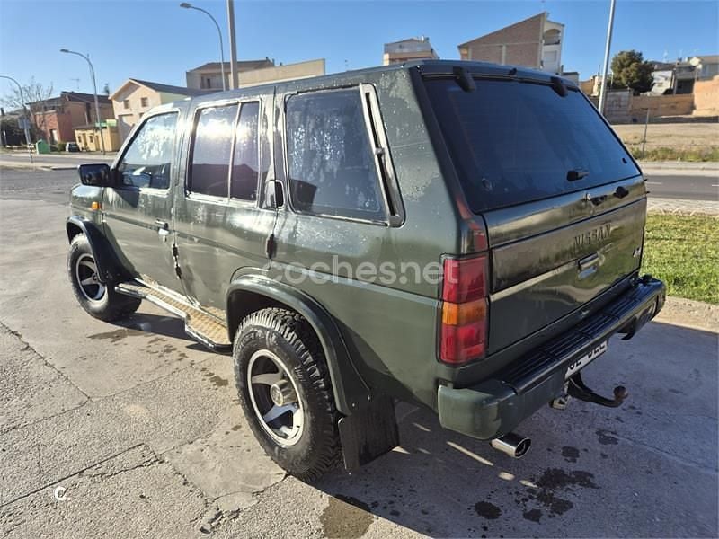 Usado Nissan Terrano 125 CV (91 kW) 2002 Verde SUV