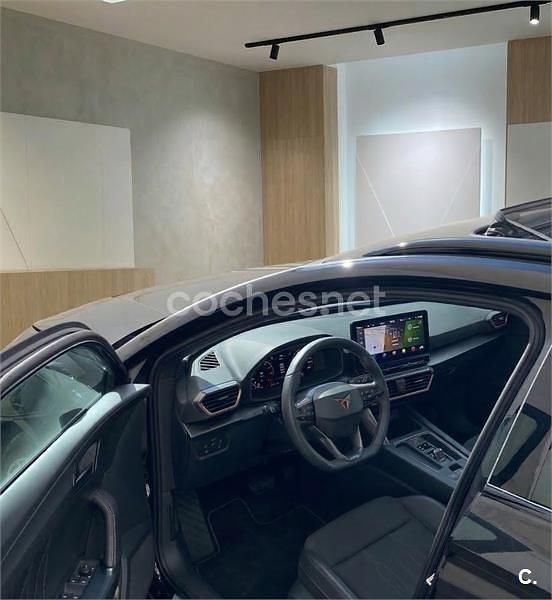 Usado Cupra Leon 190 CV (139 kW) 2024 Negro Familiar
