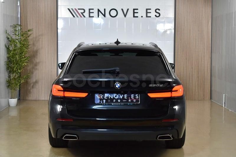 Usado BMW 530 286 CV (210 kW) 2021 Negro Familiar