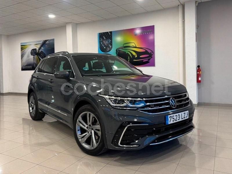 Gris / plata Usado 2022 VW Tiguan R-line SUV | 39.250 € - Imagen 1/4