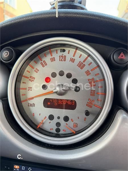 Usado Mini Cooper 115 CV (84 kW) 2002 Rojo Utilitario