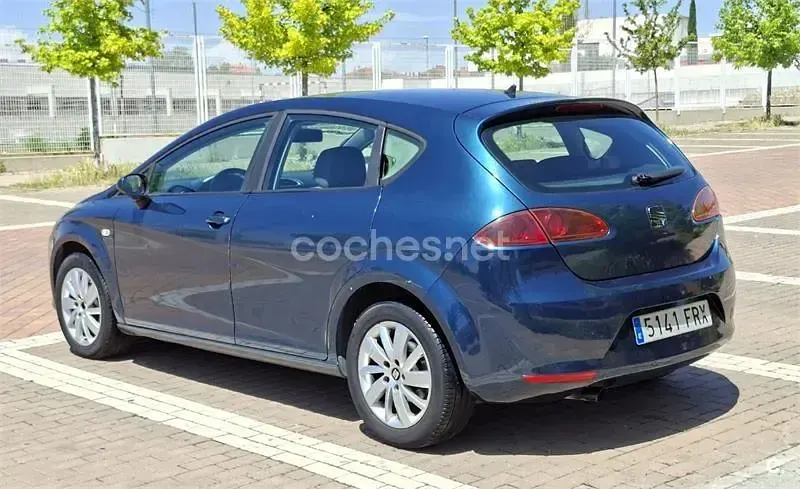Käytetty Seat Leon Sport 105 HP (77 kW) 2007 Sininen Viistoperä