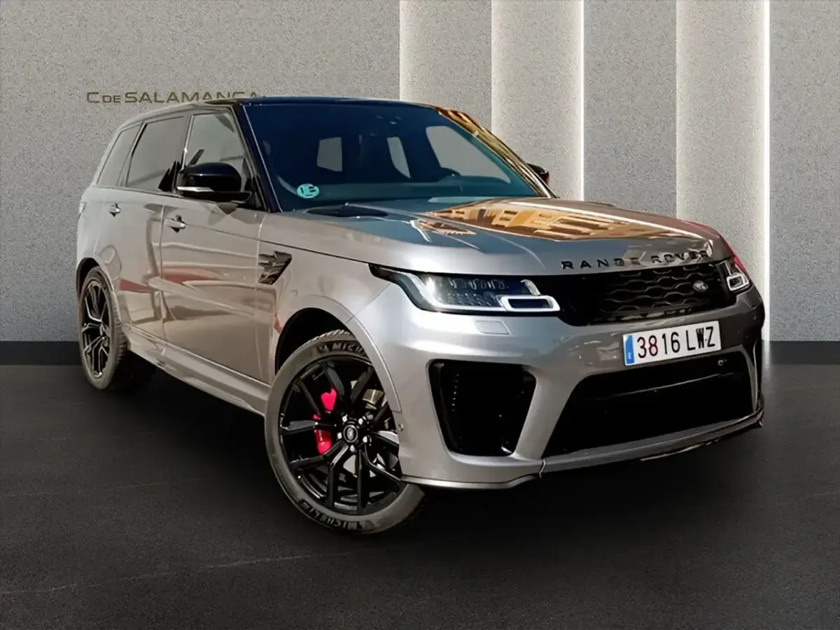 Usado Land Rover Range Rover Sport SVR 575 CV (422 kW) 2022 Gris metalizado SUV