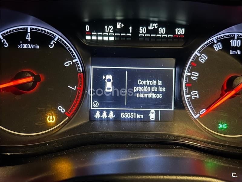 Usado Opel Corsa Selective 90 CV (66 kW) 2017 Negro Utilitario