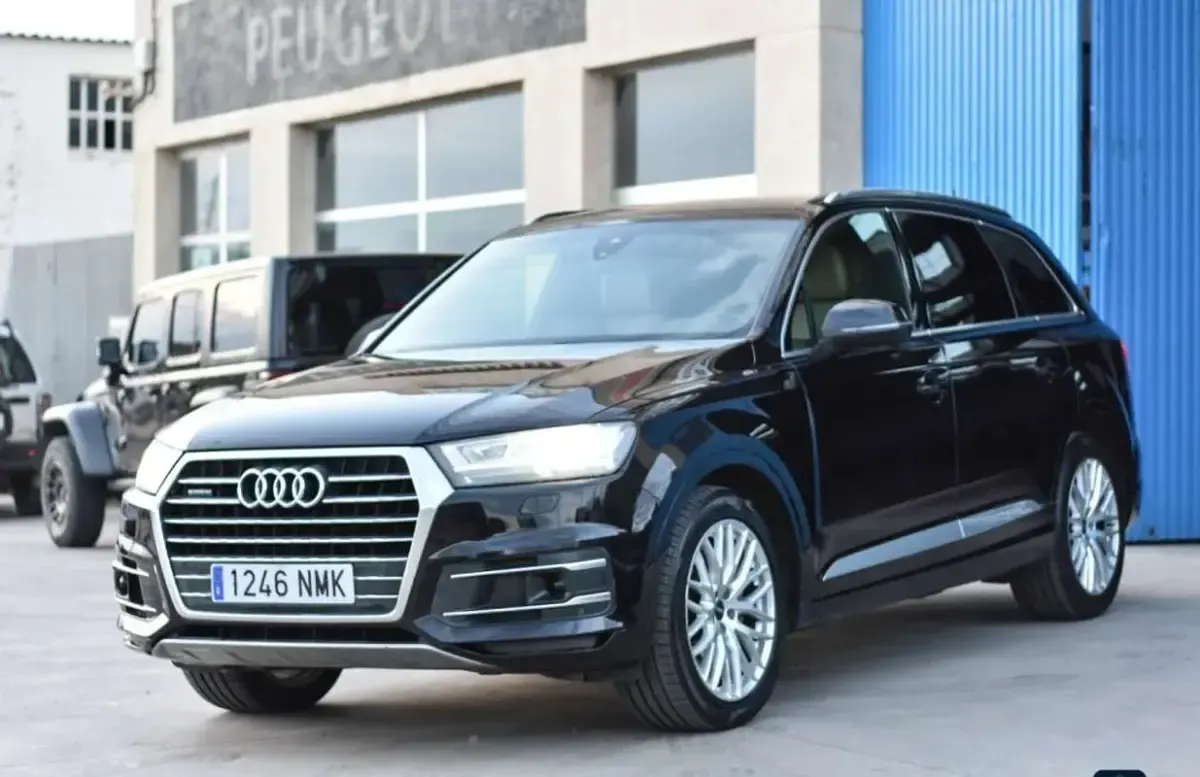 Begagnad Audi Q7 Design 272 HK (200 kW) 2016 Svart SUV