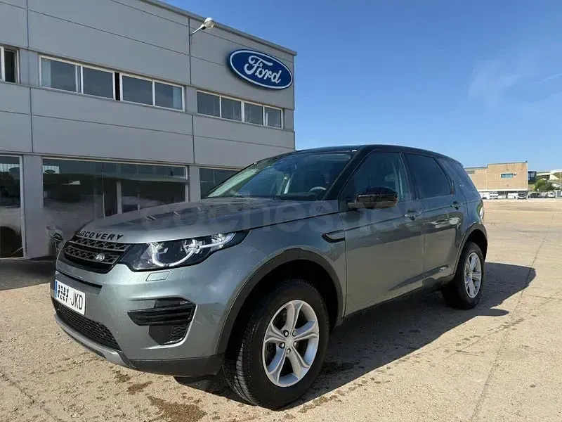 Usado Land Rover Discovery Sport SE 150 CV (110 kW) 2015 Gris / plata SUV